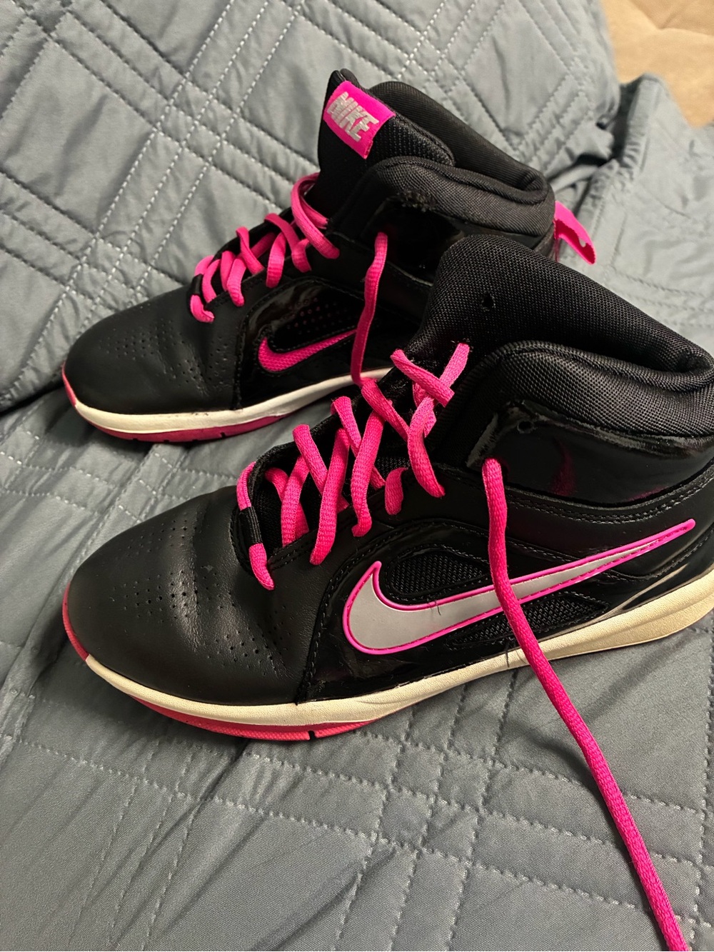 Nike Women’s Black and Hot Pink High-Top Sneakers - Picture 2 of 7